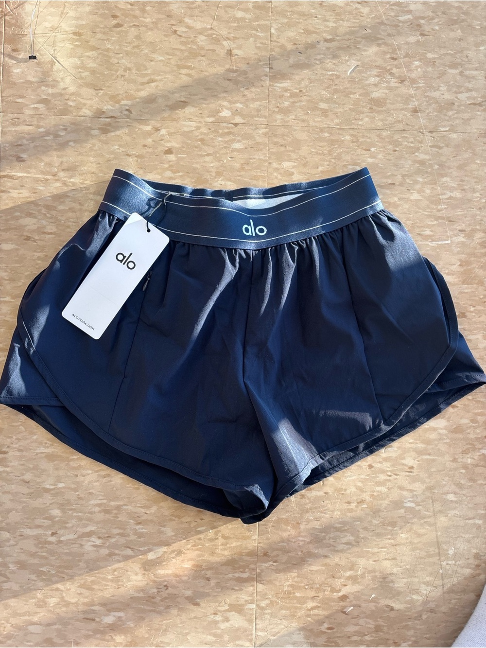 NWT ALO Yoga Navy Blue Athletic Shorts with Elastic Logo Waistband